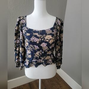 American Eagle crop top size M